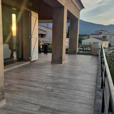 Apartment Des Racines Aux Etoiles
