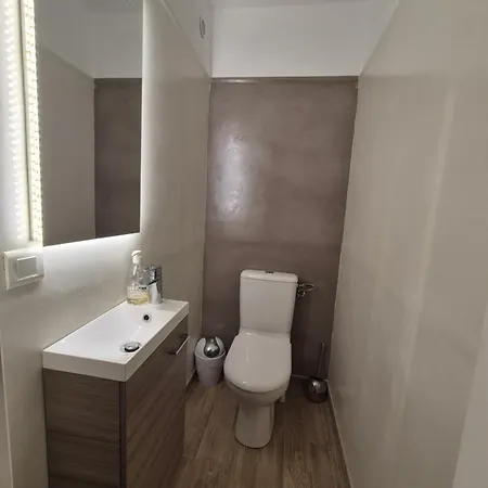 Des Racines Aux Etoiles Apartment *